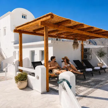 South Beach- Beachfront Perissa (Santorini)