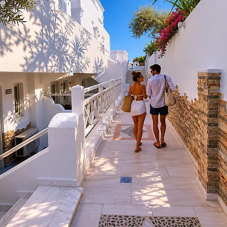 South Beach- Beachfront Lejlighedshotel Perissa (Santorini)
